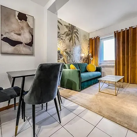 Quiet & Comfy On Av Du Casino Appartamento Montreux